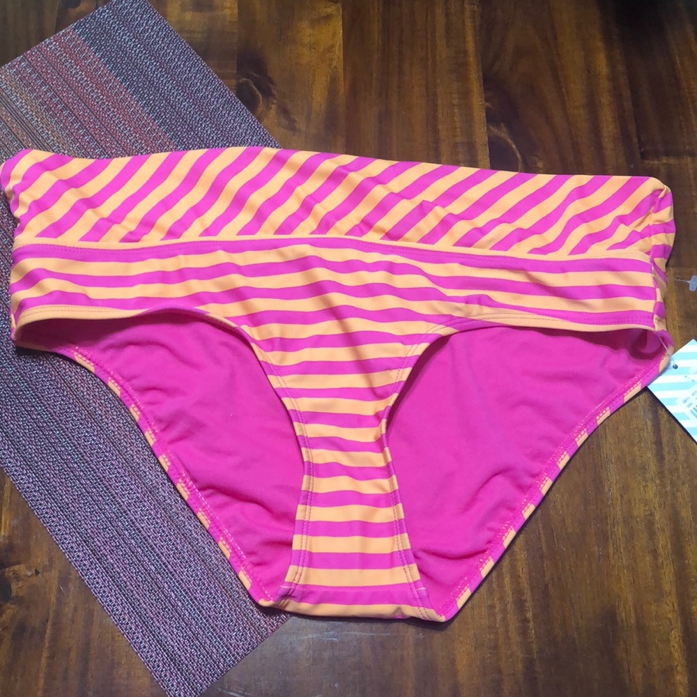Bathing suit bottoms